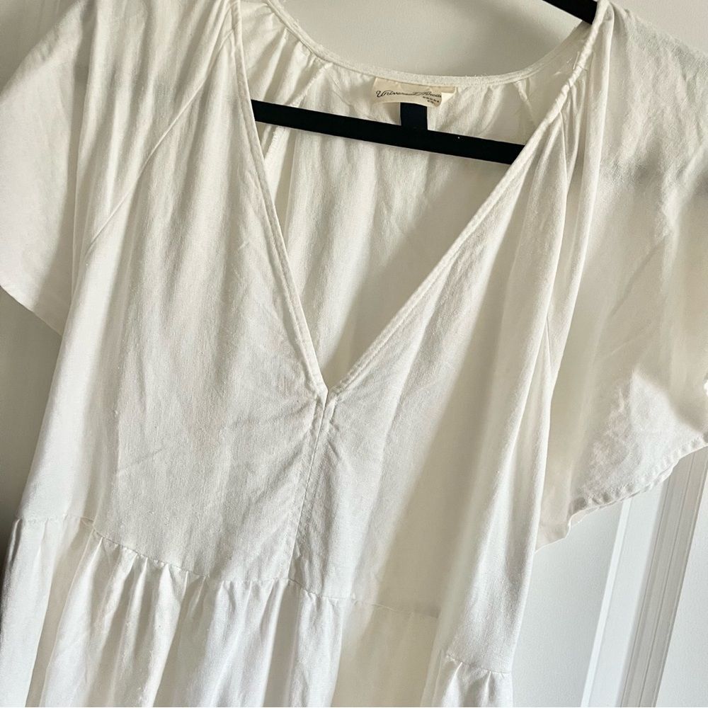 Universal Thread White Flutter Sleeve - Picture 8 of 8